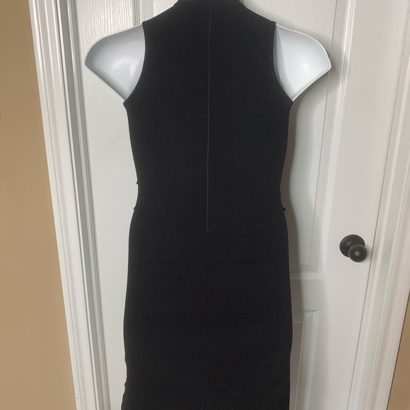 🎈Sleeveless turtleneck long dress in black. size Medium - Picture 13 of 15